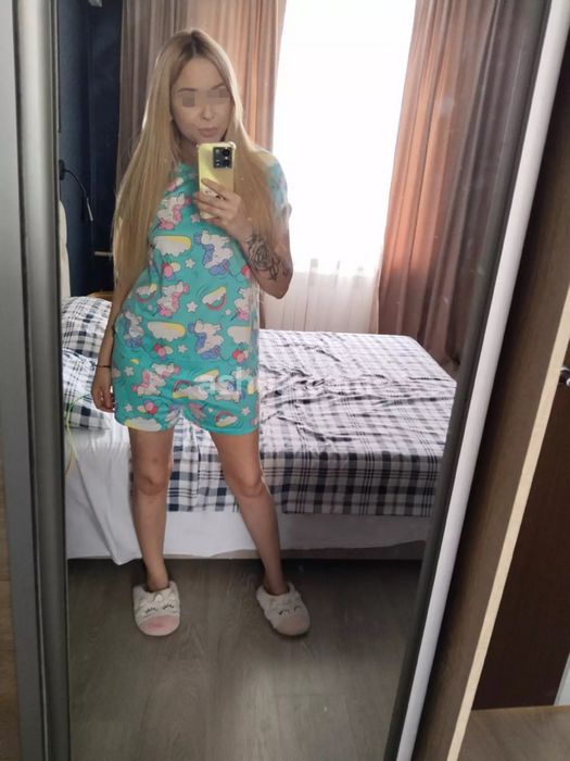 Ночные бабочки: реальный взгляд на жизнь женщин в искусстве интим-досуга